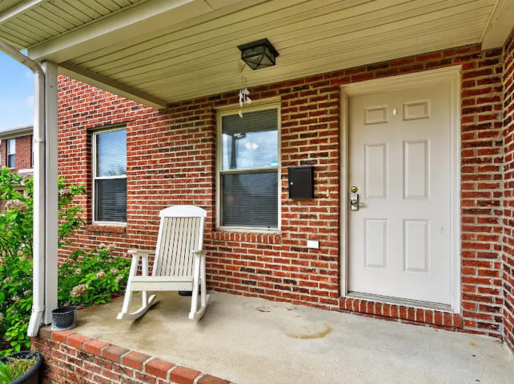 502 Tecumseh Trail Versailles KY 40383