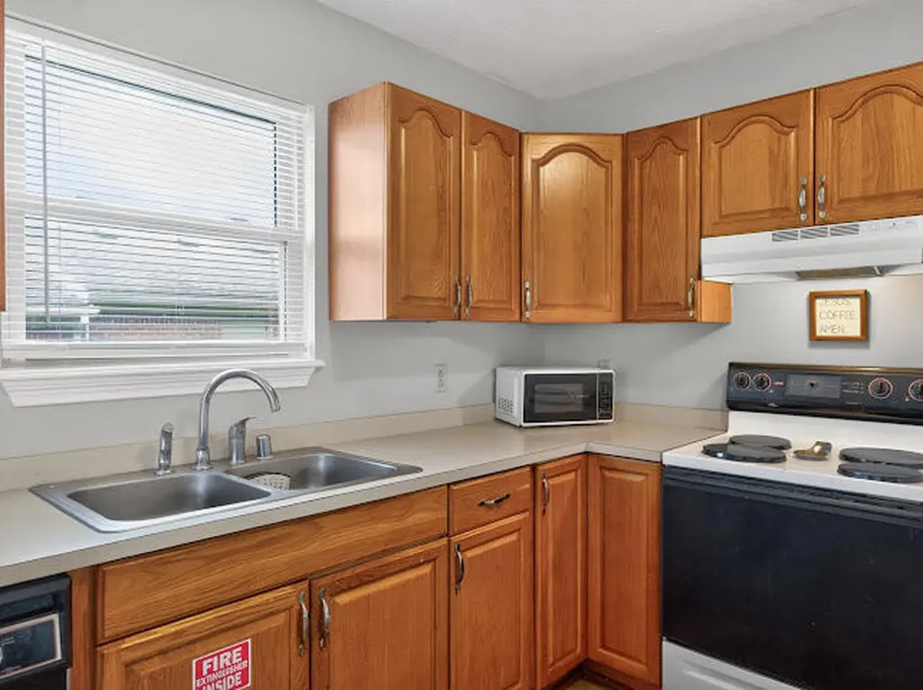 502 Tecumseh Trail Versailles KY 40383