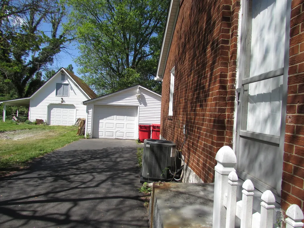 815 Bridgeport Road Frankfort KY 40601