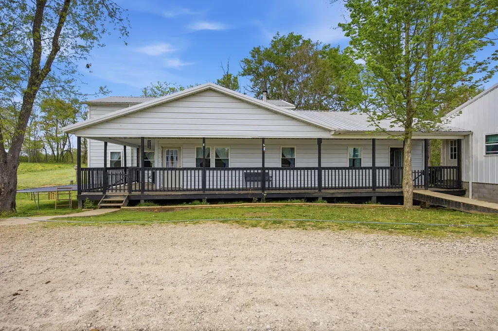 8586 Stulltown Road Owingsville KY 40360
