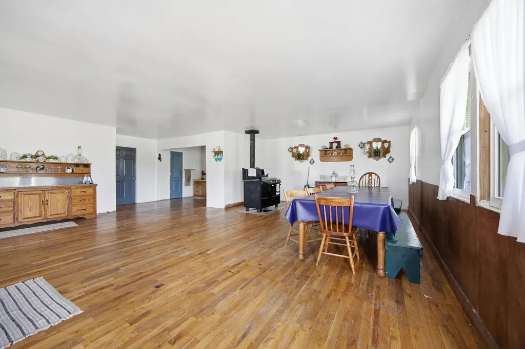 8586 Stulltown Road Owingsville KY 40360