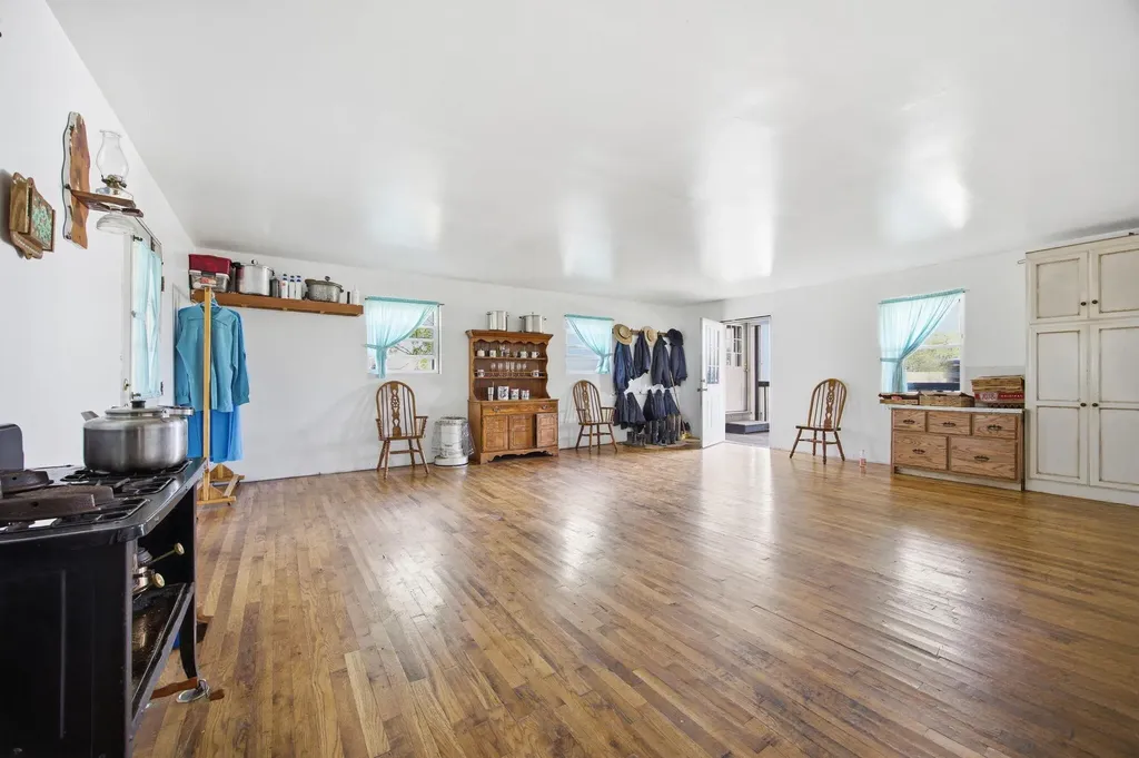 8586 Stulltown Road Owingsville KY 40360