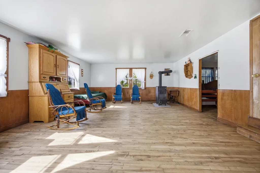 8586 Stulltown Road Owingsville KY 40360