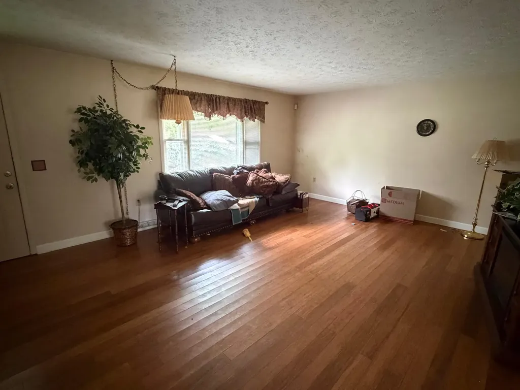 112 N Earls Avenue Corbin KY 40701