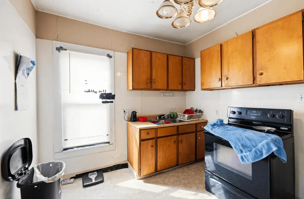 5124 Emery Avenue Louisville KY 40214