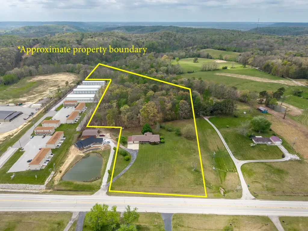 1805 Ky-801 North Morehead KY 40351