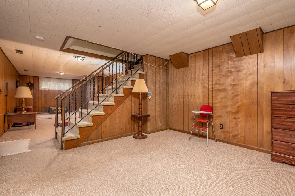 1805 Ky-801 North Morehead KY 40351