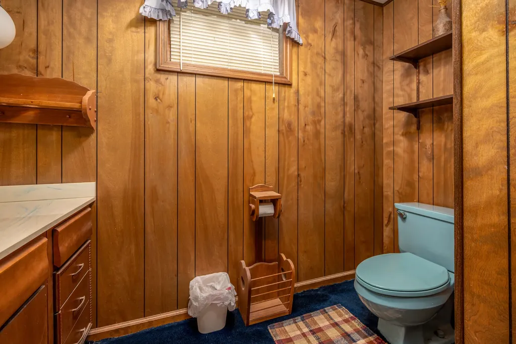 1805 Ky-801 North Morehead KY 40351