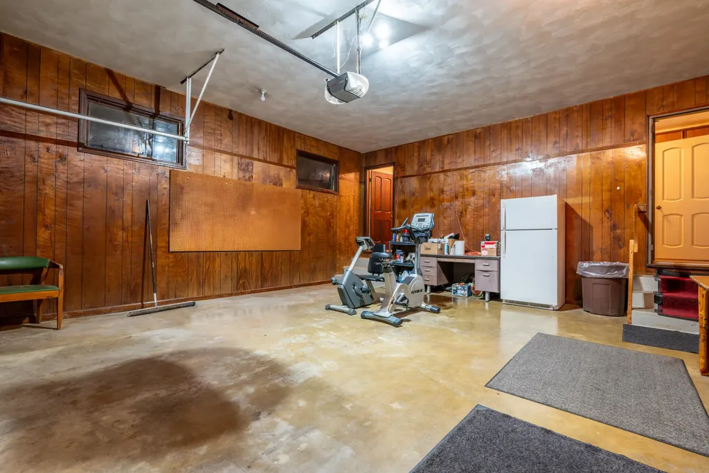 1805 Ky-801 North Morehead KY 40351