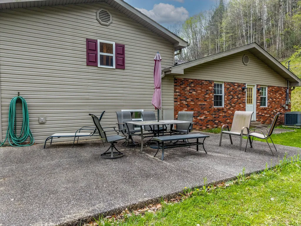10200 Cranston Road Morehead KY 40351
