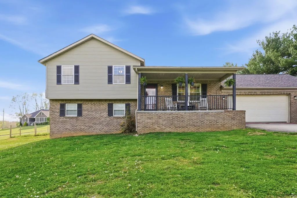 907 Carl Stevens Road Cynthiana KY 41031