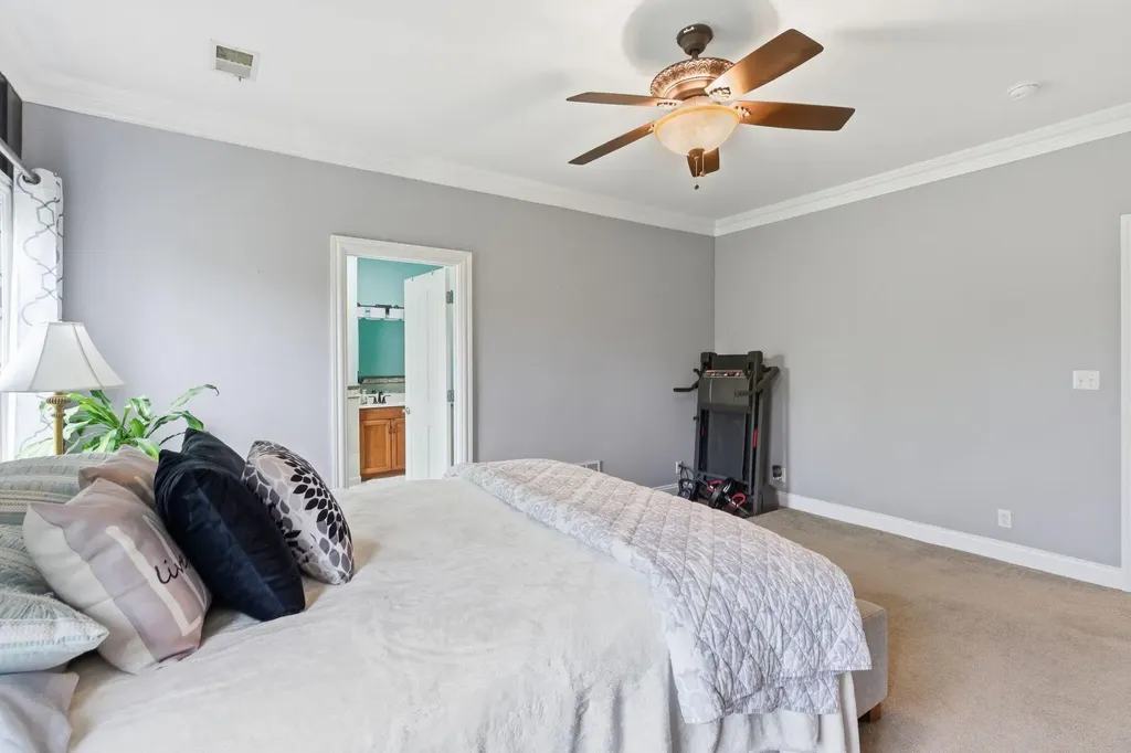 915 Country Oaks Drive Richmond KY 40475