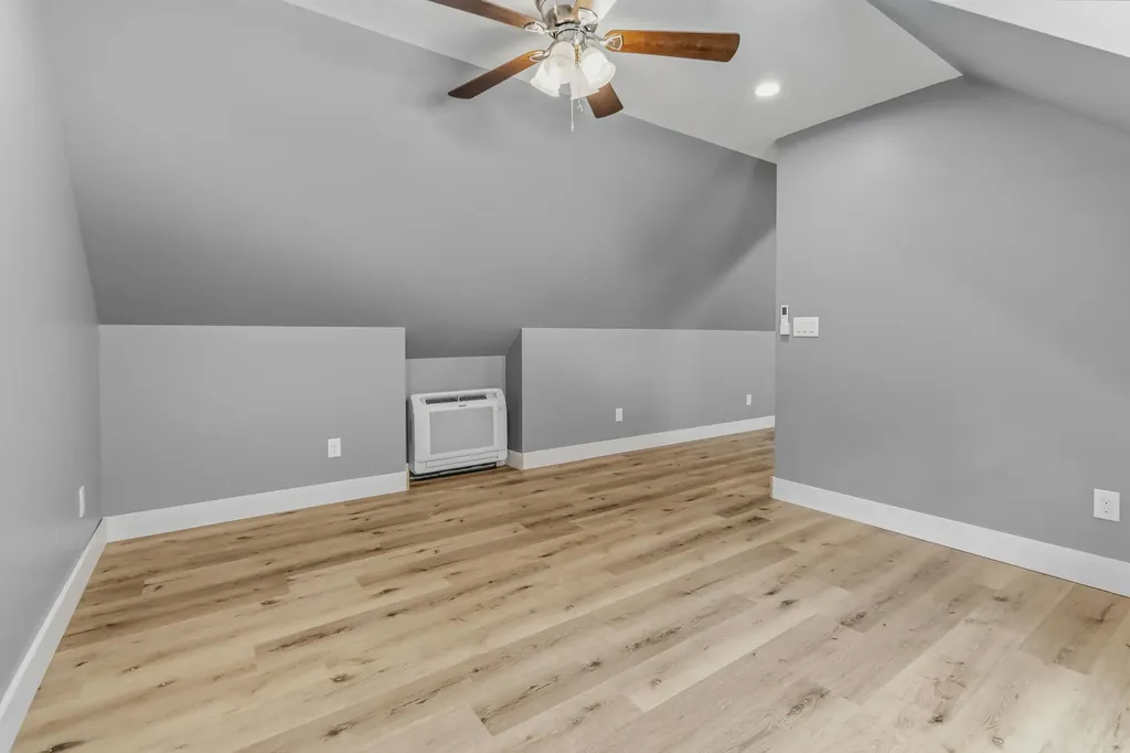 1265 Cliffs Edge Road East Bernstadt KY 40729