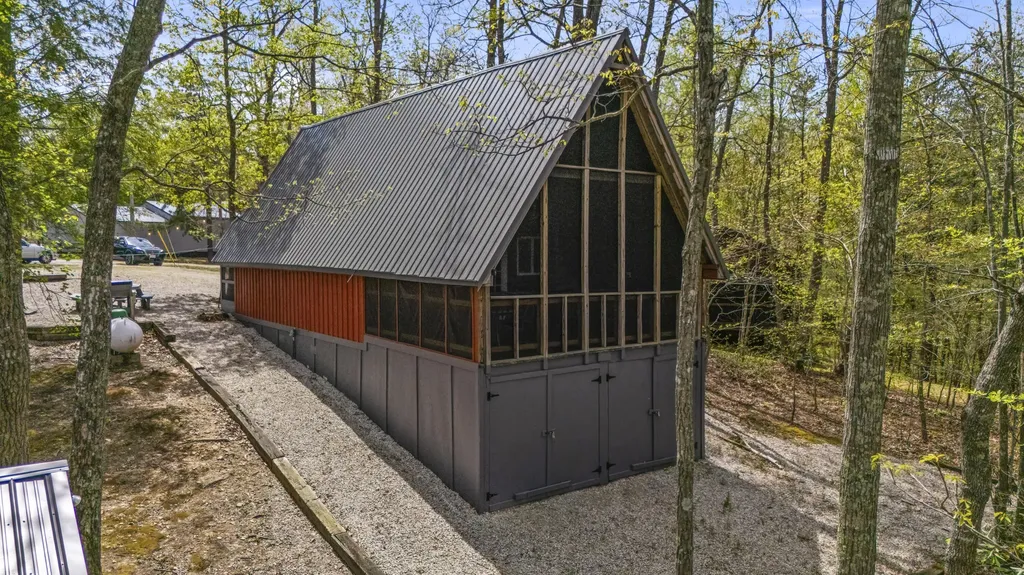 241 Canyon Ridge Road Wellington KY 40387
