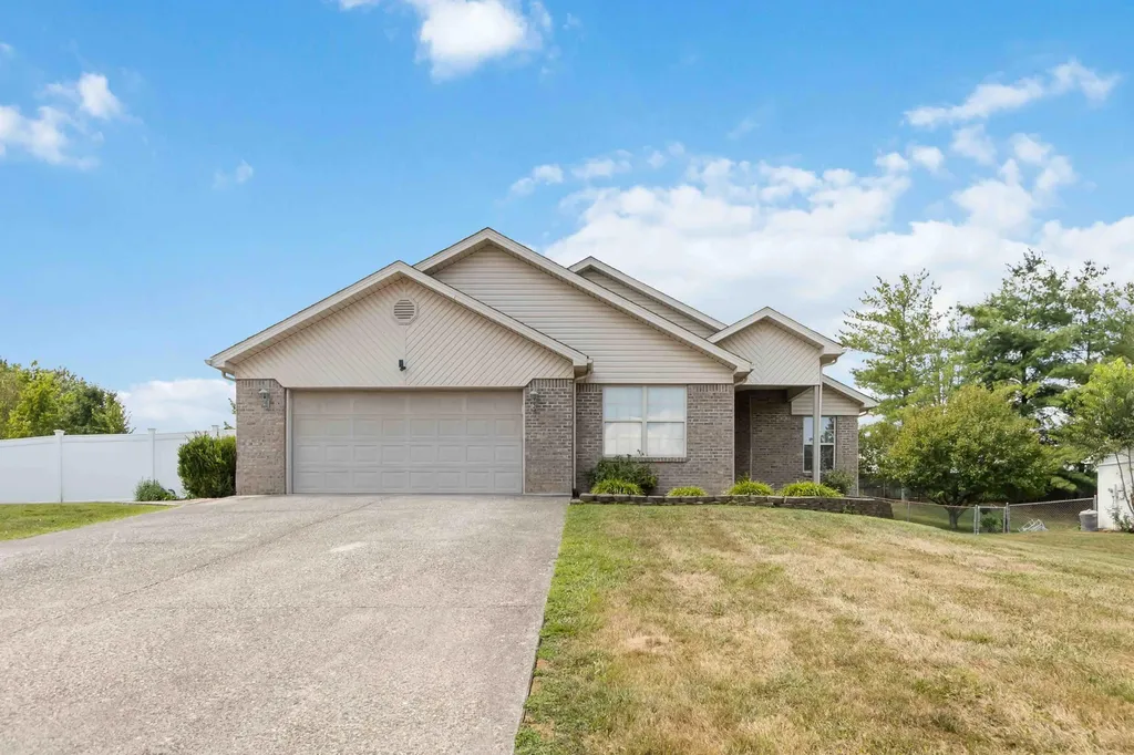 84 Summit Pointe Drive Somerset KY 42503