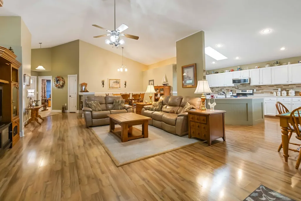 84 Summit Pointe Drive Somerset KY 42503