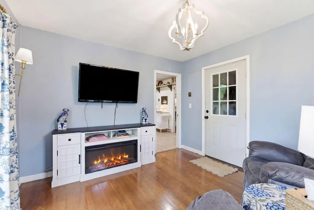 131 Allen Douglas Drive Richmond KY 40475