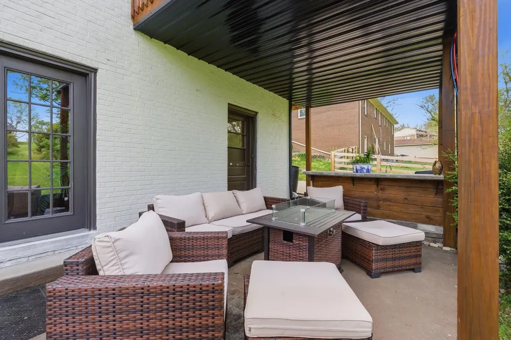 131 Allen Douglas Drive Richmond KY 40475