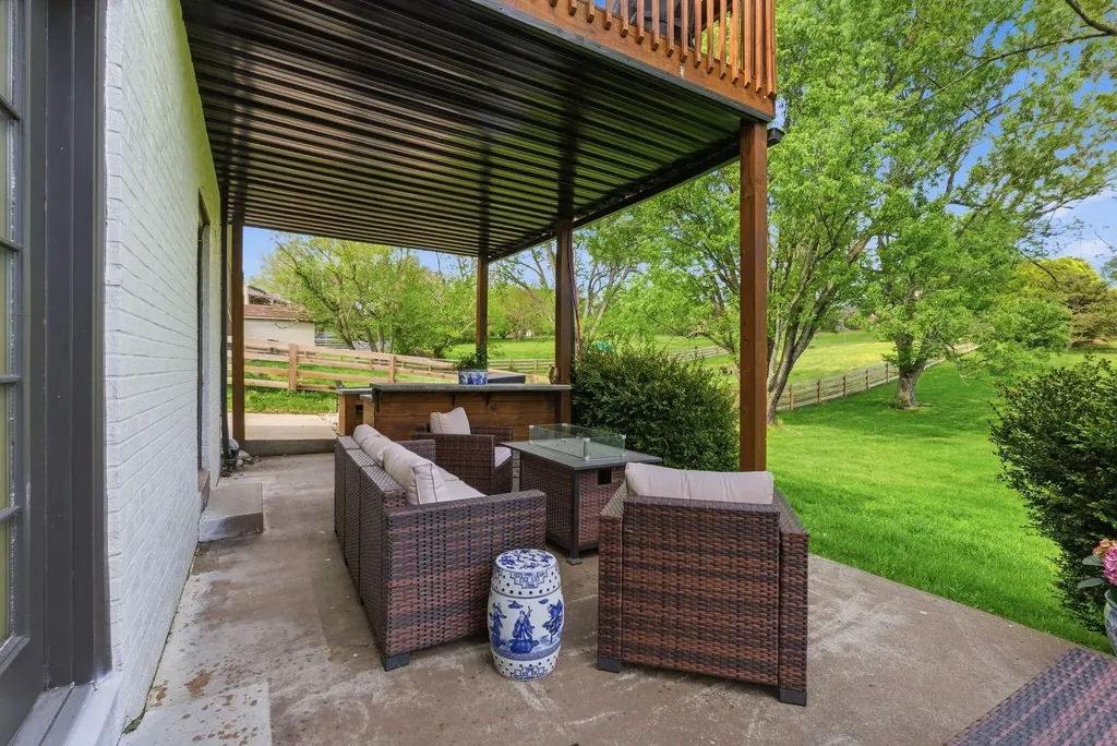 131 Allen Douglas Drive Richmond KY 40475