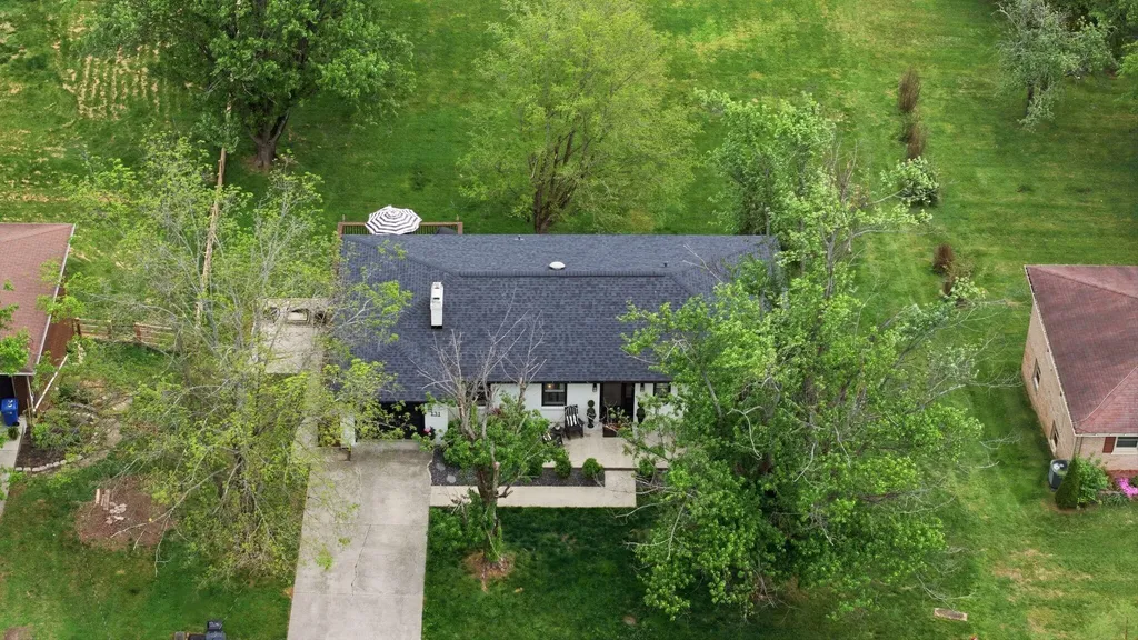 131 Allen Douglas Drive Richmond KY 40475