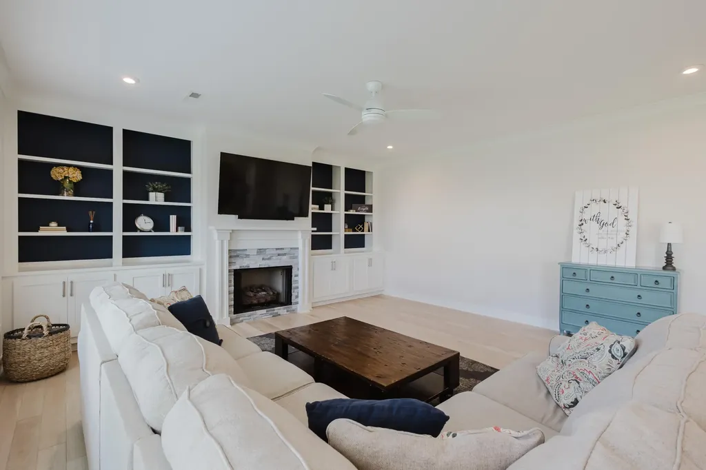 1045 Squirrel Nest Lane Lexington KY 40509