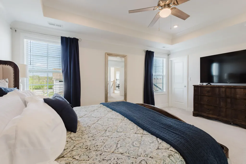 1045 Squirrel Nest Lane Lexington KY 40509