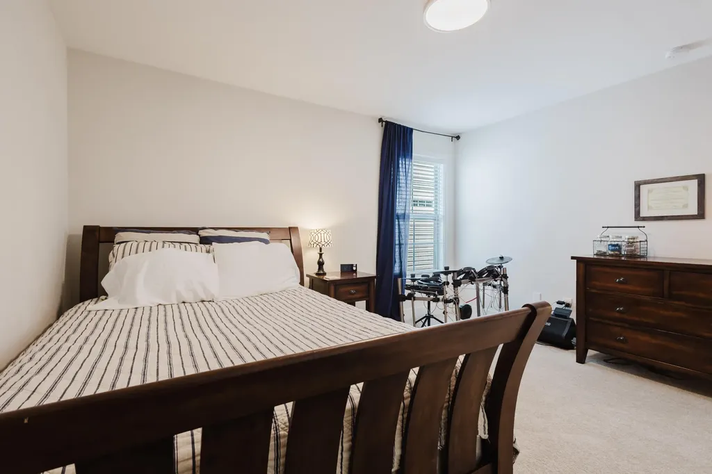 1045 Squirrel Nest Lane Lexington KY 40509
