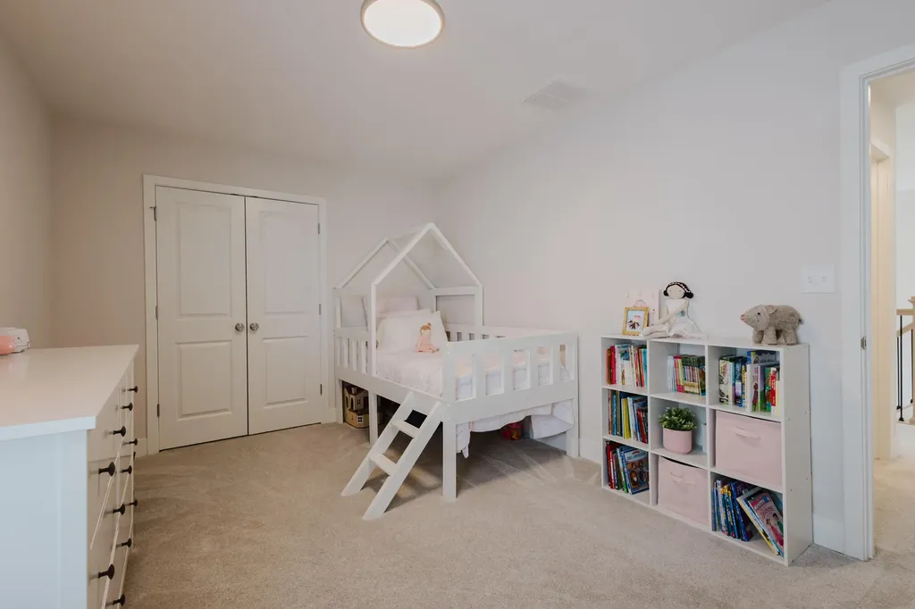 1045 Squirrel Nest Lane Lexington KY 40509