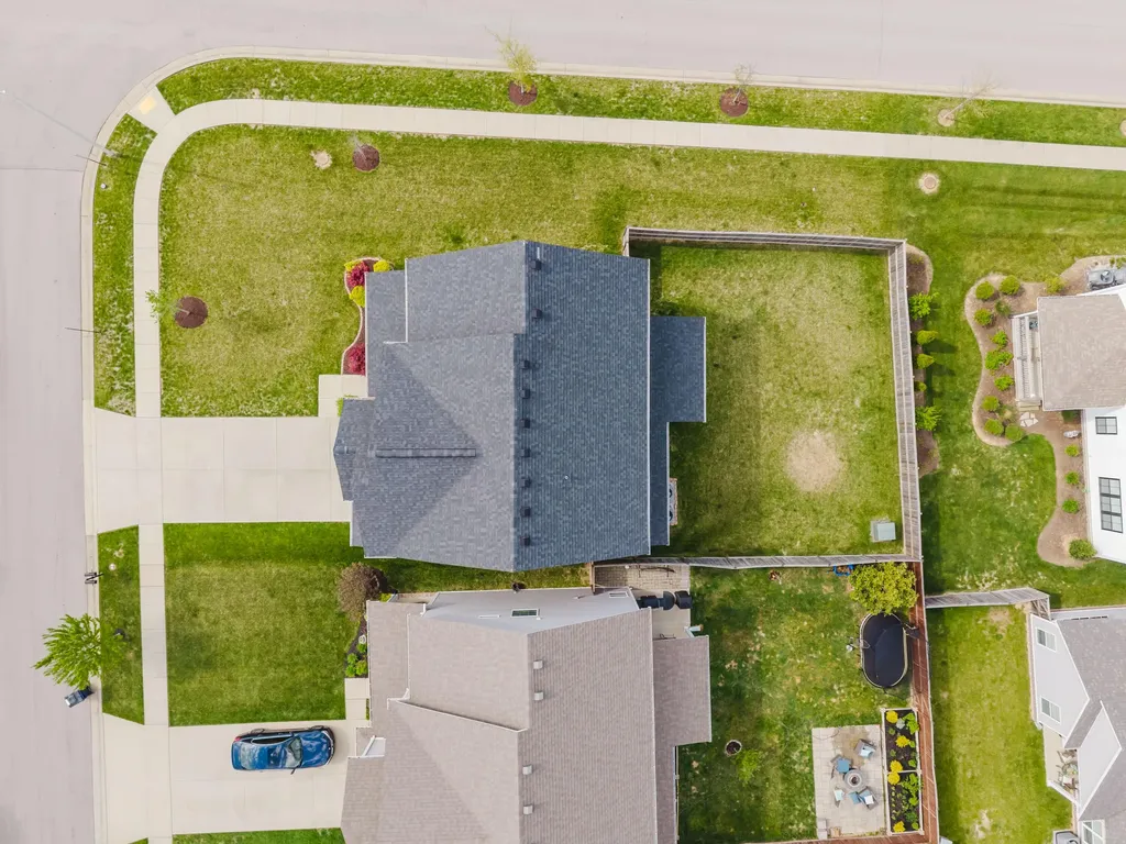 1045 Squirrel Nest Lane Lexington KY 40509