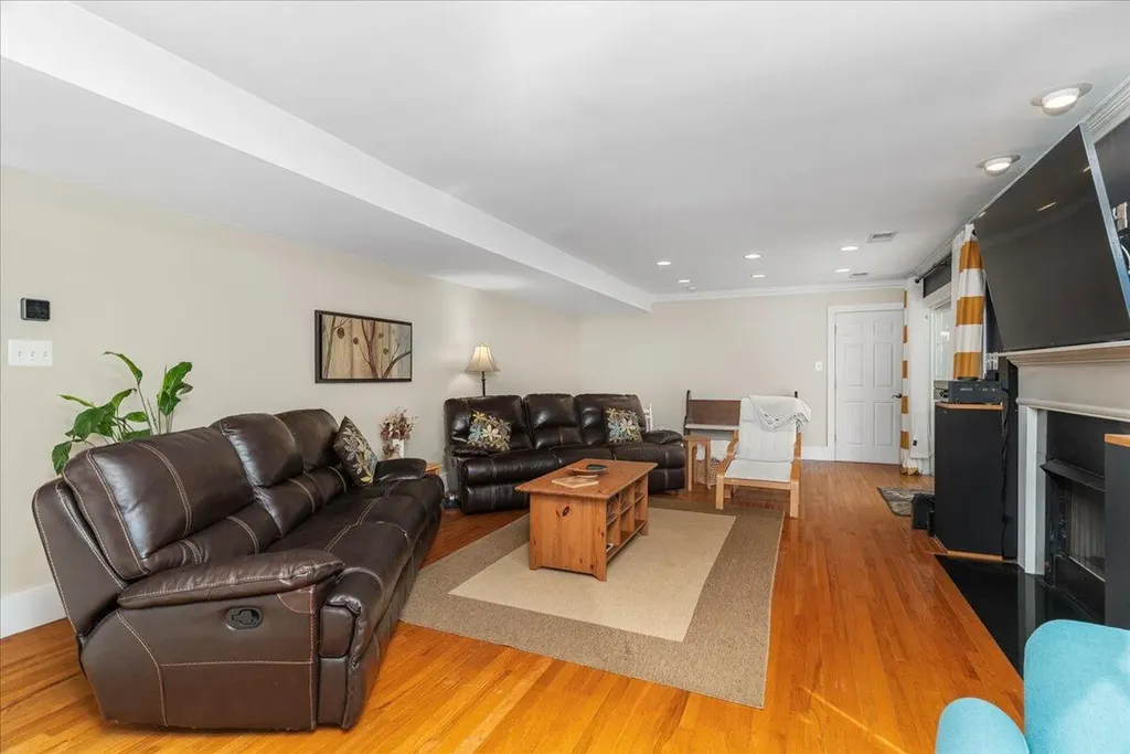 318 Jesselin Drive Lexington KY 40503