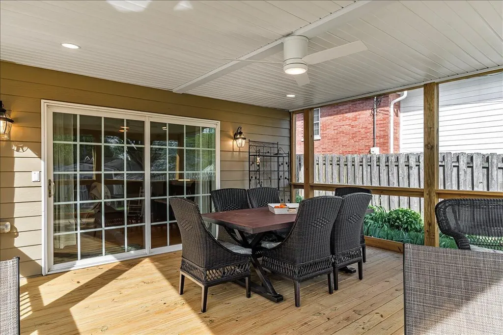 318 Jesselin Drive Lexington KY 40503