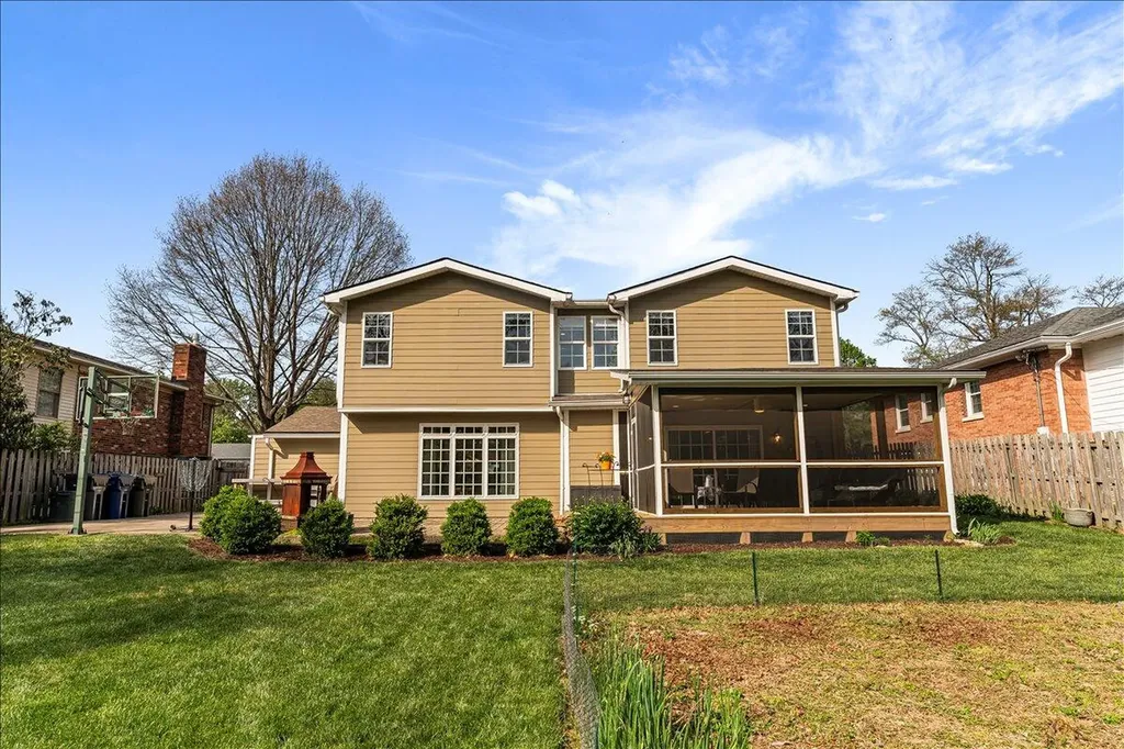 318 Jesselin Drive Lexington KY 40503