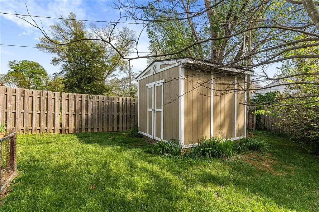 318 Jesselin Drive Lexington KY 40503