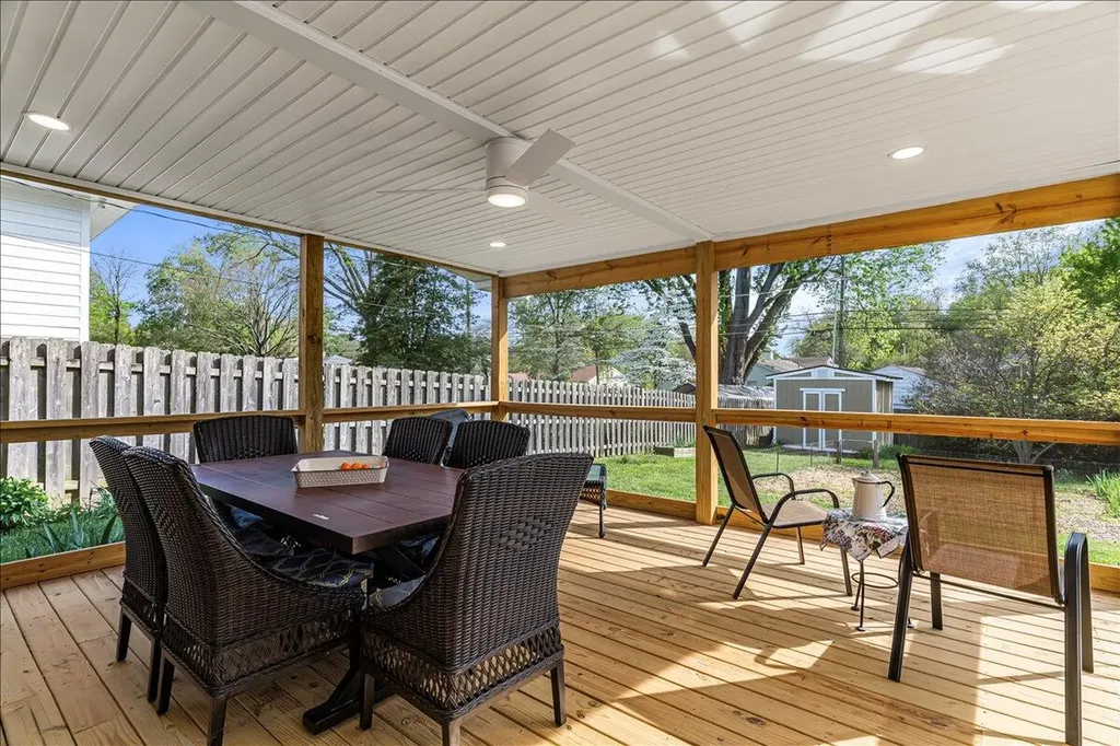 318 Jesselin Drive Lexington KY 40503