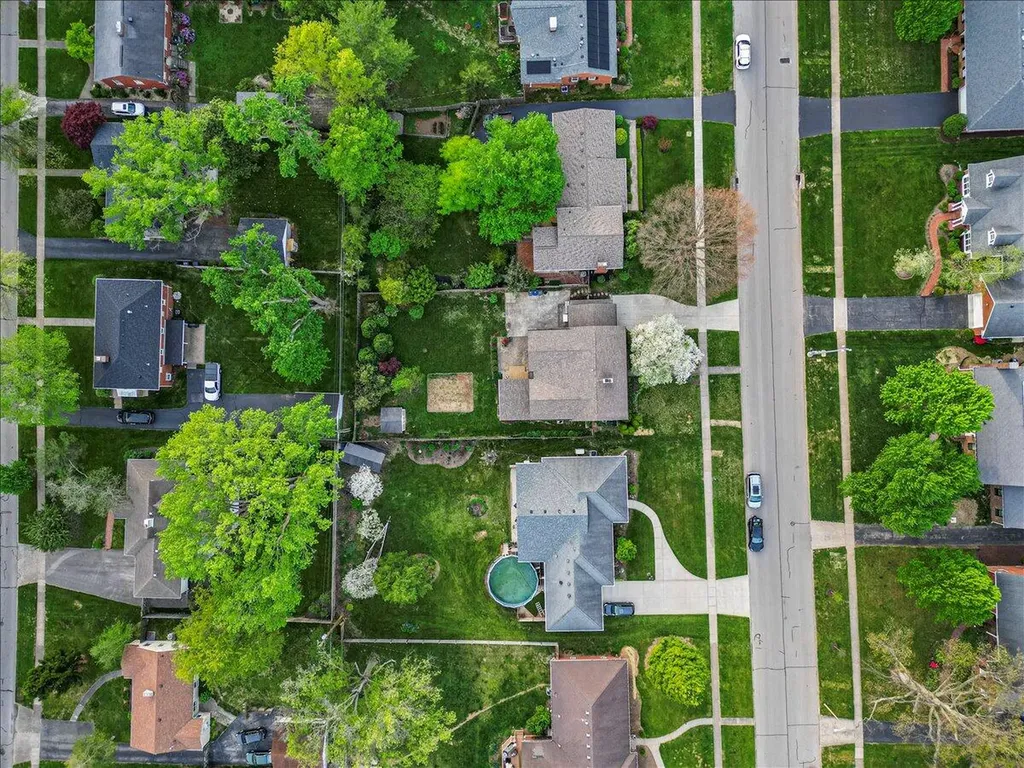 318 Jesselin Drive Lexington KY 40503