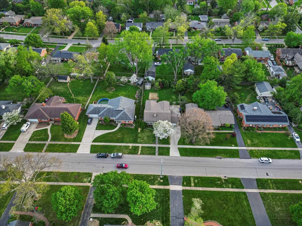 318 Jesselin Drive Lexington KY 40503