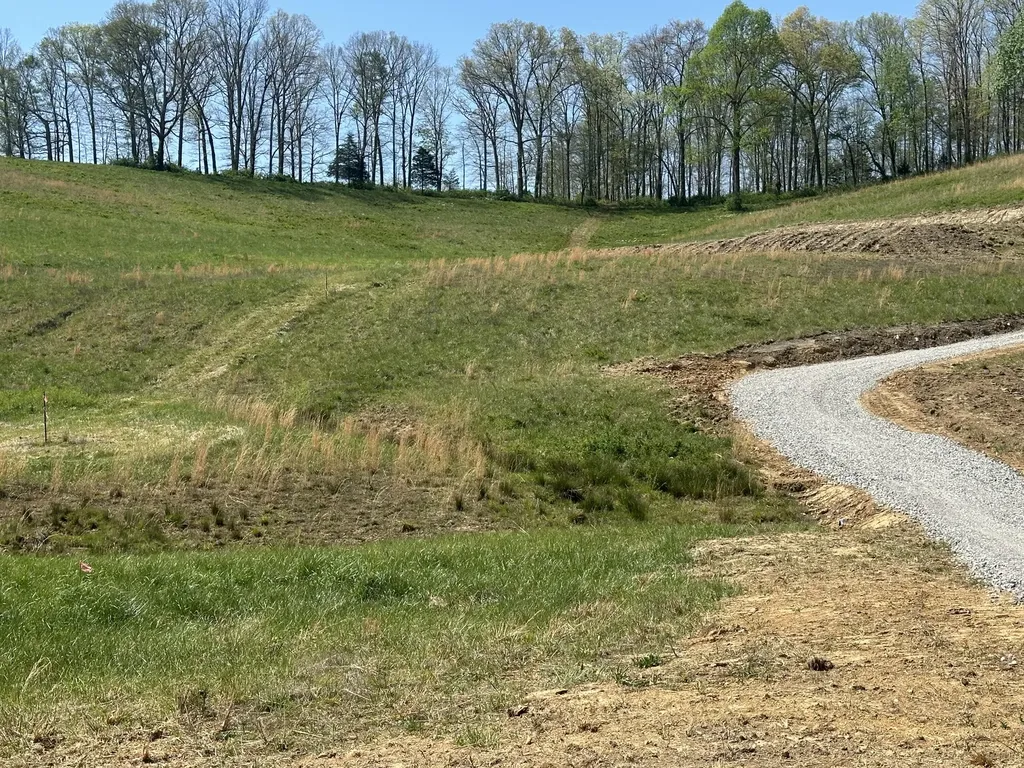 147 Coon Trail East Bernstadt KY 40729