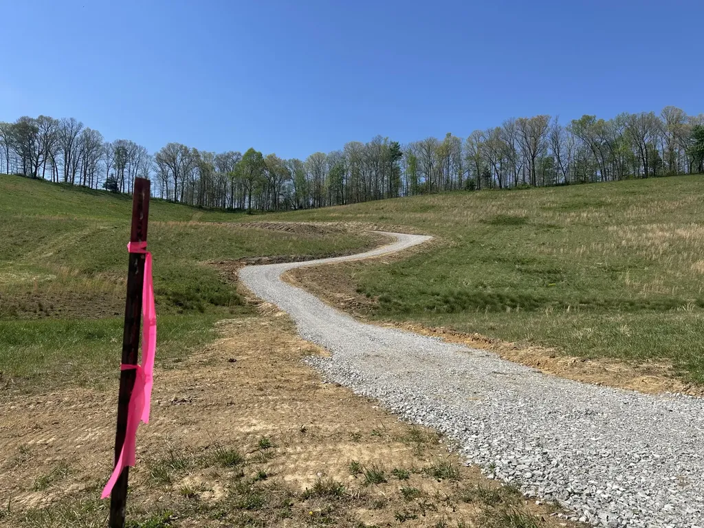 147 Coon Trail East Bernstadt KY 40729