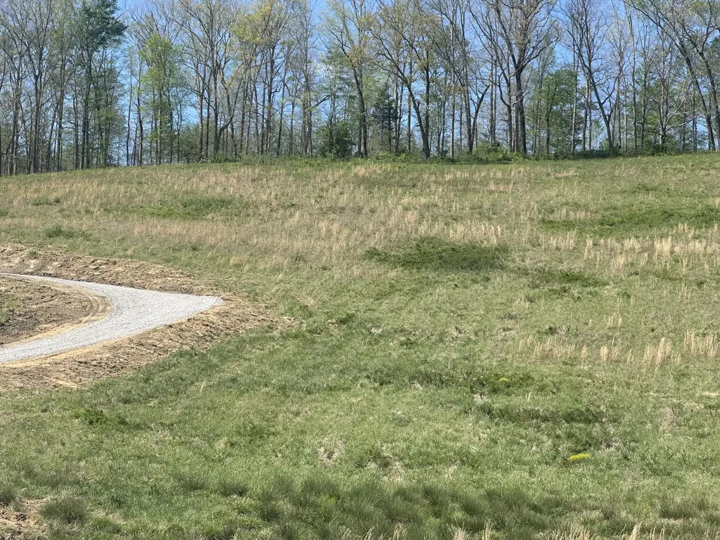 147 Coon Trail East Bernstadt KY 40729