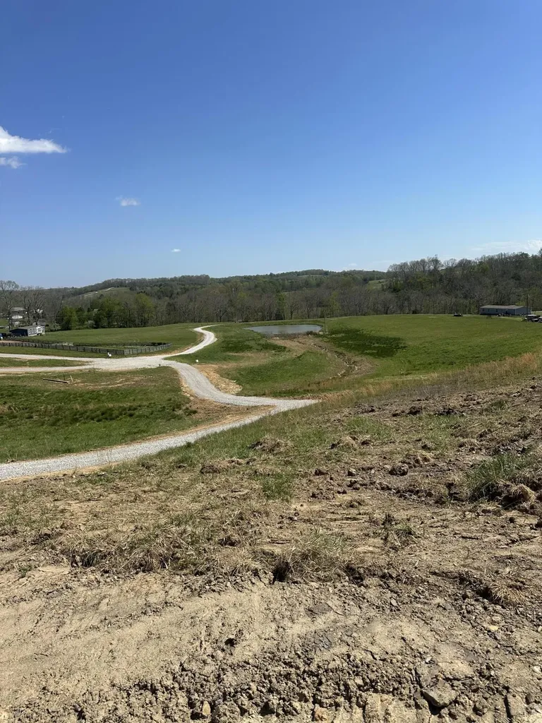 147 Coon Trail East Bernstadt KY 40729