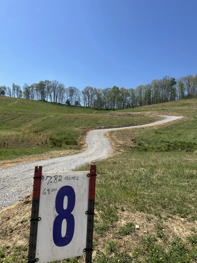 147 Coon Trail East Bernstadt KY 40729