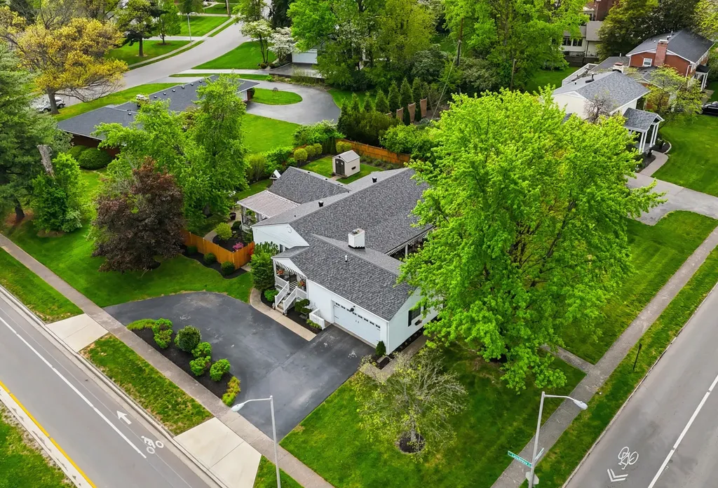 701 Malabu Drive Lexington KY 40502