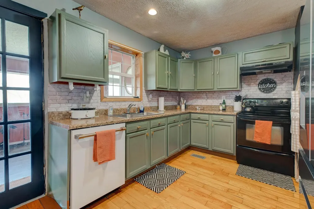 150 Wild Turkey Road Morehead KY 40351