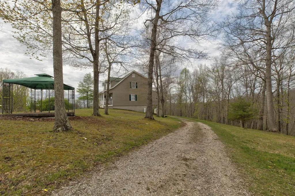 150 Wild Turkey Road Morehead KY 40351