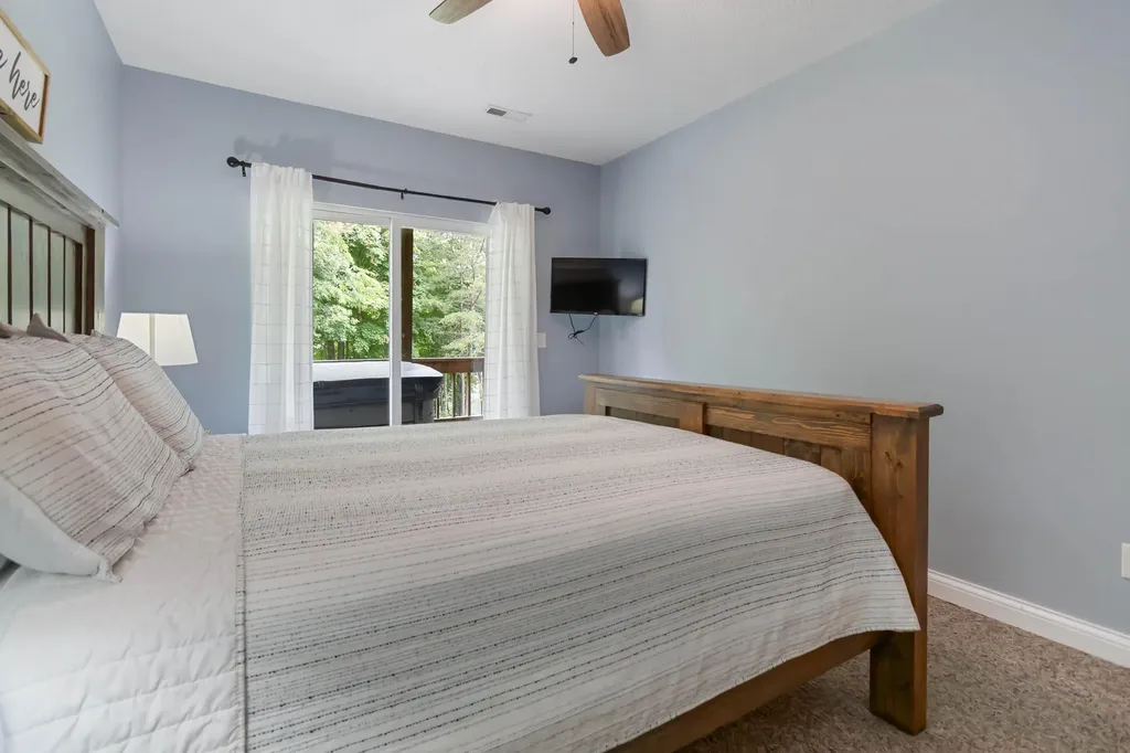 2394 Roberts Bend Road Burnside KY 42519