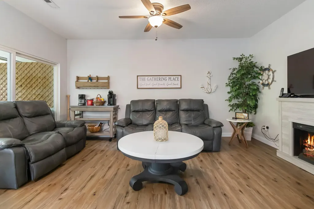 2394 Roberts Bend Road Burnside KY 42519