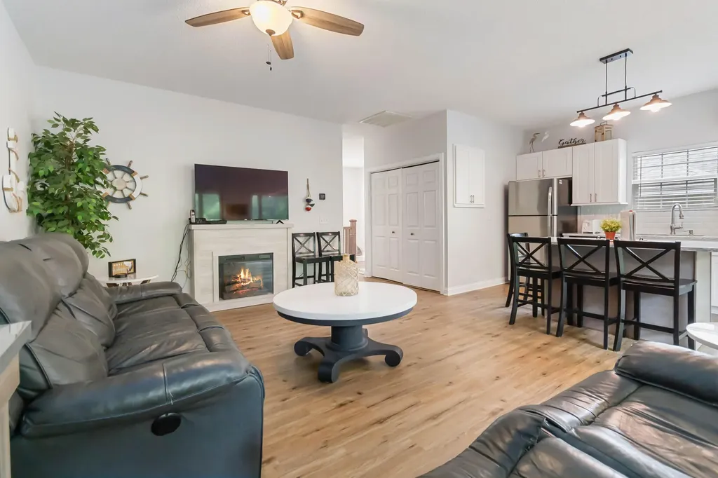2394 Roberts Bend Road Burnside KY 42519