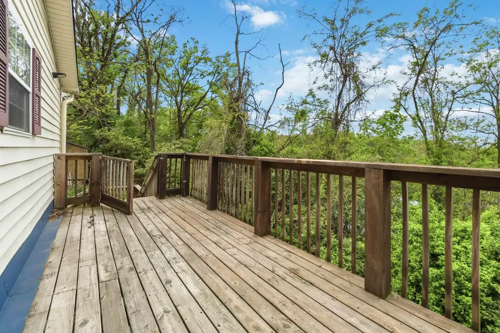 104 Lilac Drive Berea KY 40403