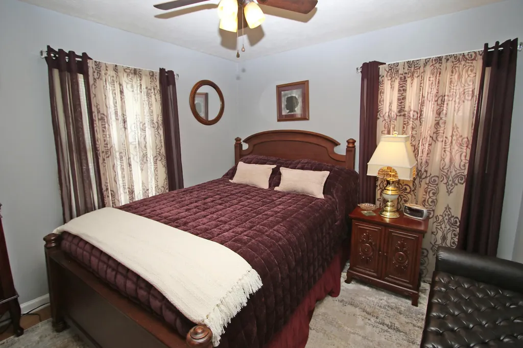 1689 Harrogate Road Lexington KY 40505