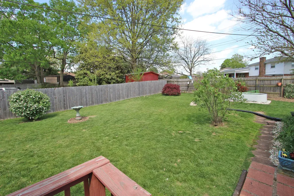 1689 Harrogate Road Lexington KY 40505